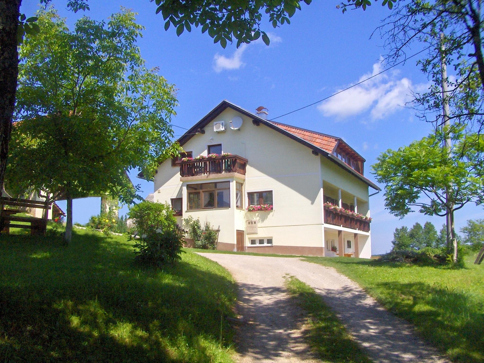 House Josipa Hotel Rakovica Exterior photo