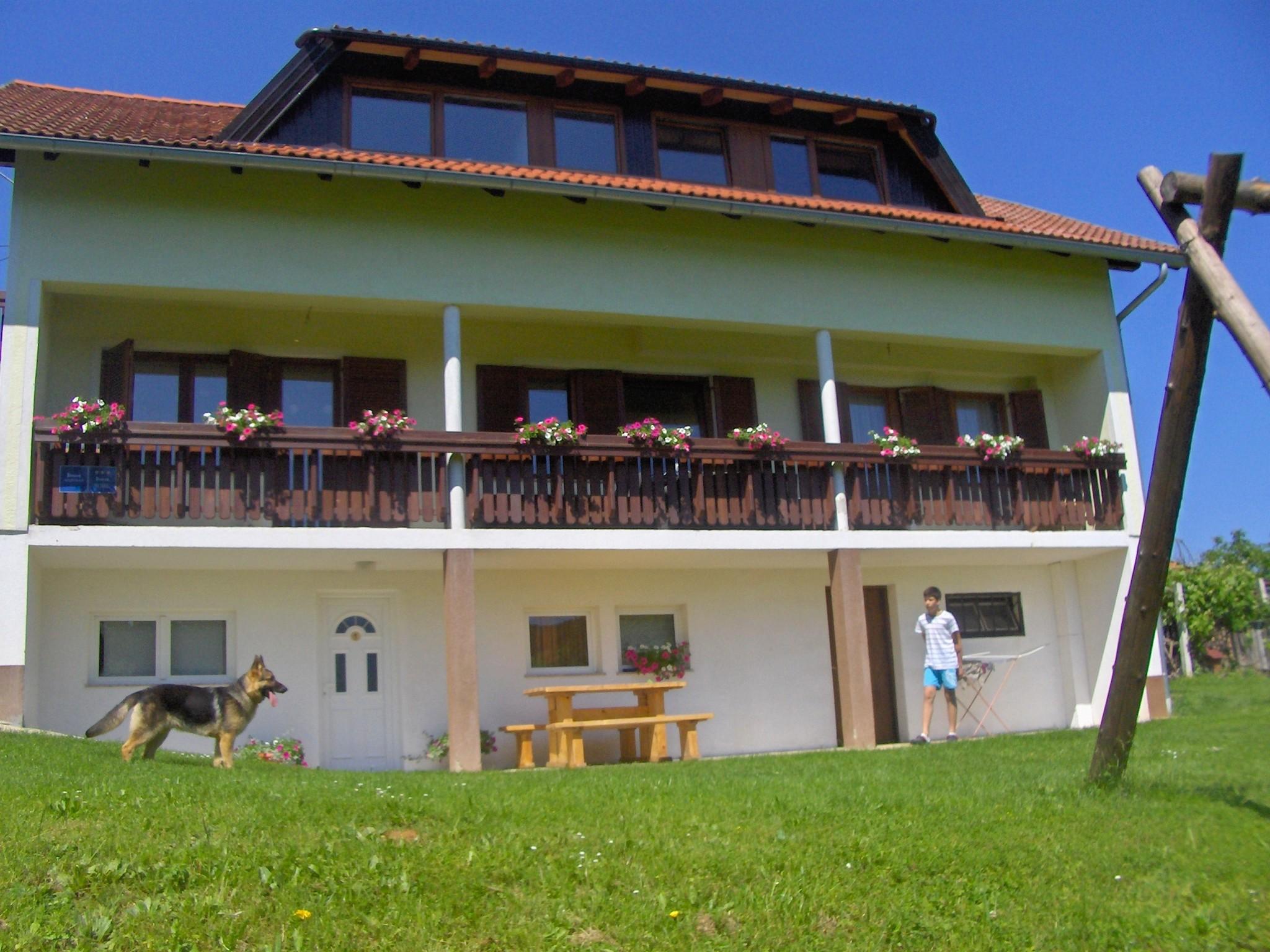 House Josipa Hotel Rakovica Exterior photo