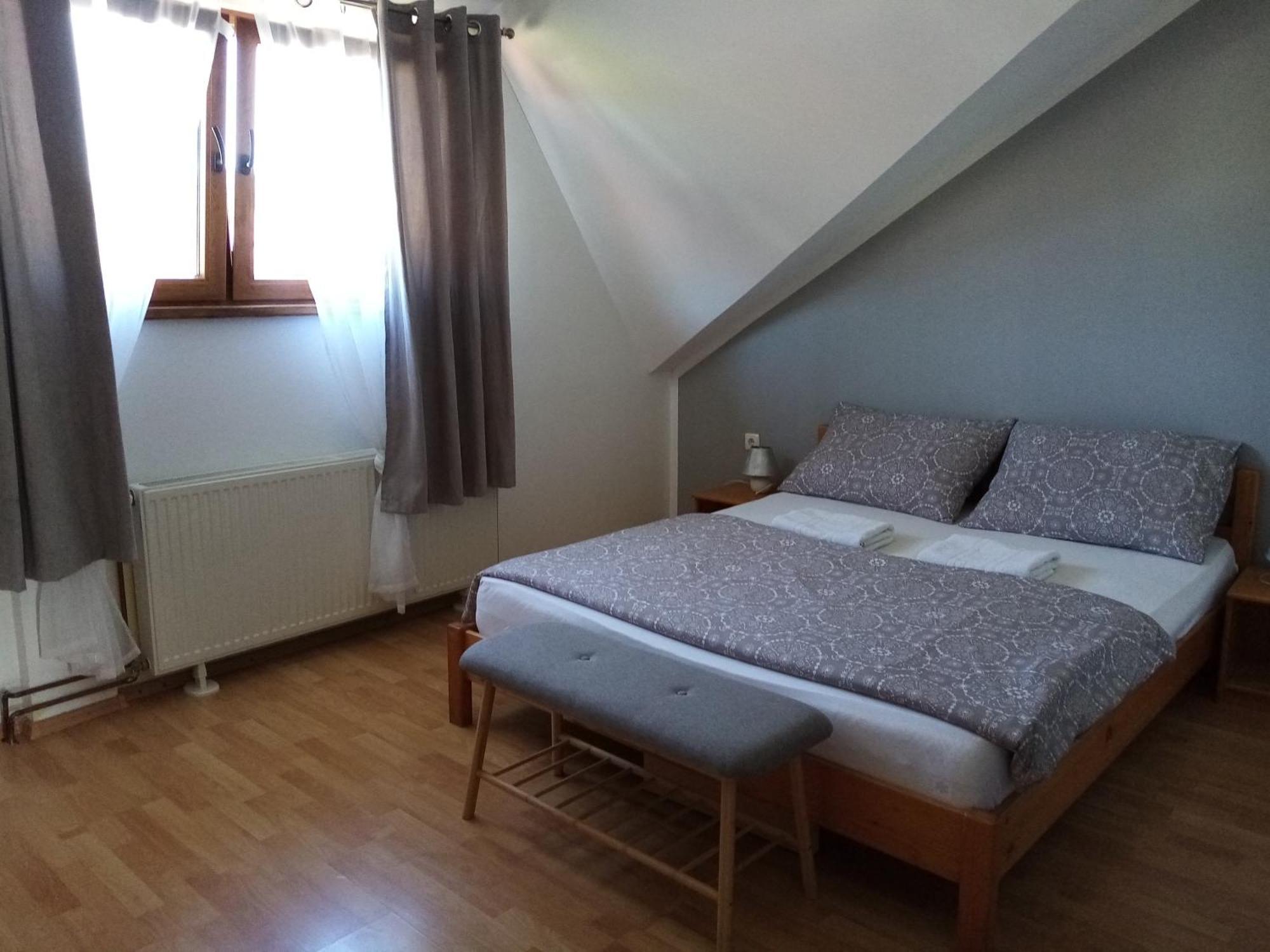 House Josipa Hotel Rakovica Exterior photo