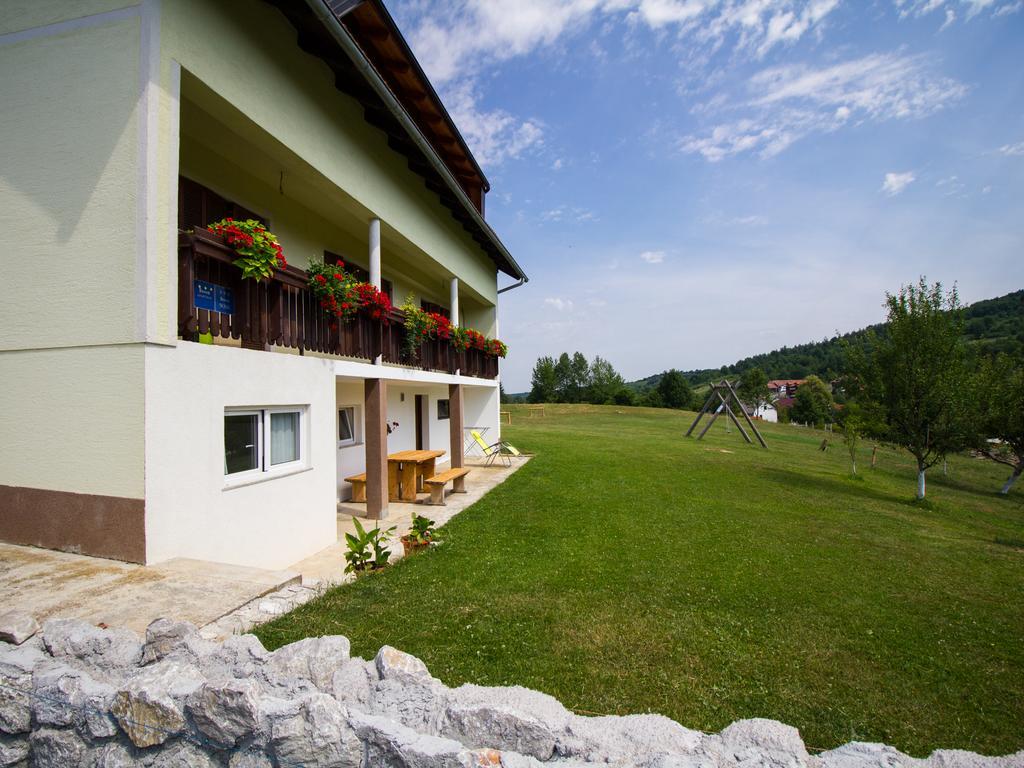 House Josipa Hotel Rakovica Exterior photo